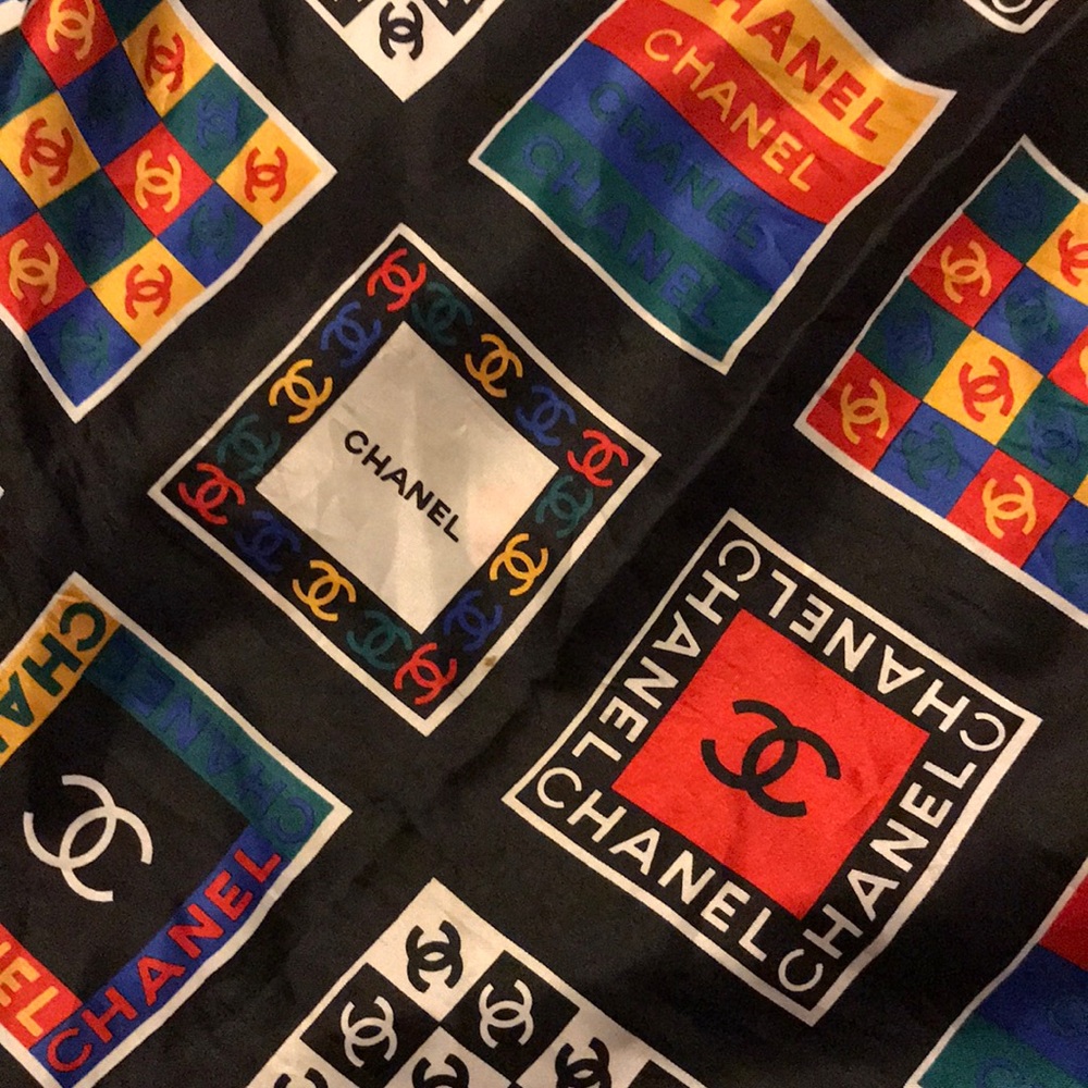 Chanel Scarf classic retro